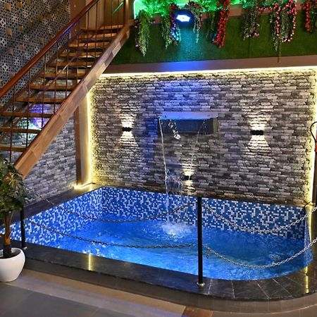 The Apple Tree Hotel Індаур Екстер'єр фото